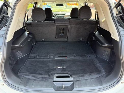 Used 2016 Nissan Rogue S AWD/4WD image 17