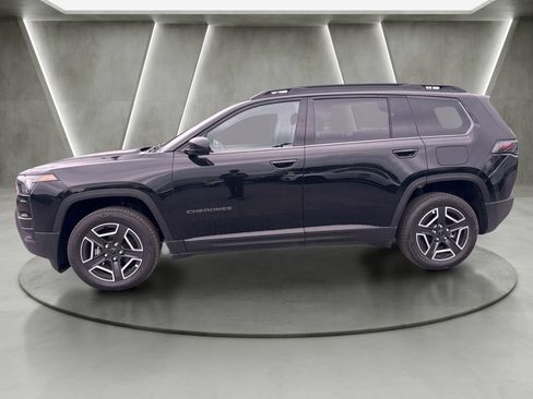 New 2026 Jeep Cherokee Laredo AWD/4WD image 4