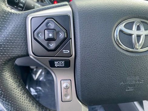 Used 2014 Toyota 4Runner SR5 Premium image 23