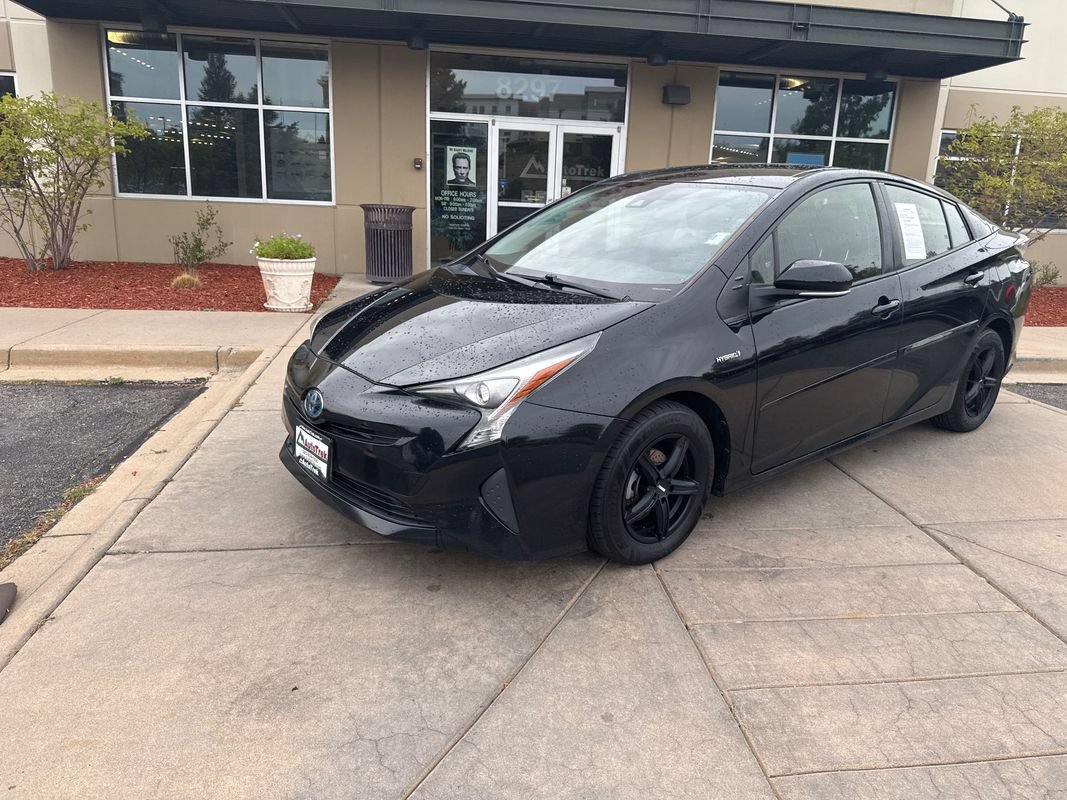 Used 2017 Toyota Prius One FWD image 2