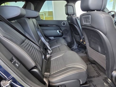 Used 2023 Land Rover Discovery S AWD/4WD image 18