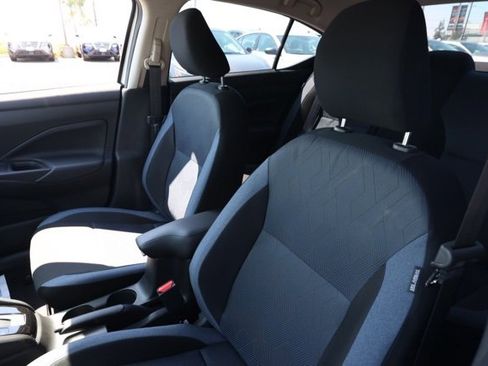 New 2025 Nissan Versa 1.6 SV w/ Trunk Package image 15