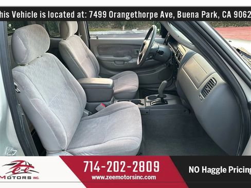 Used 2002 Toyota Tacoma PreRunner image 33