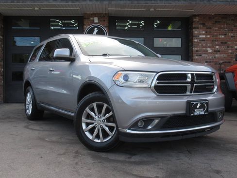 Used 2017 Dodge Durango SXT w/ Quick Order Package 23B AWD/4WD image 1