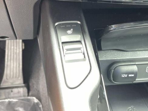 New 2025 Kia Telluride S image 28