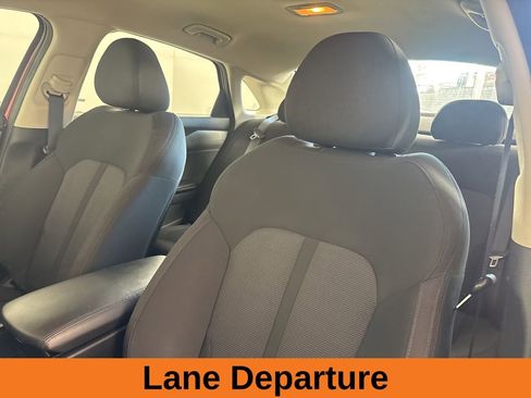Used 2022 Kia K5 LXS image 9
