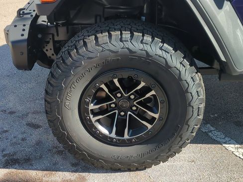 New 2026 Jeep Wrangler Unlimited Rubicon 392 w/ Quick Order Package 27X Moab AWD/4WD image 11