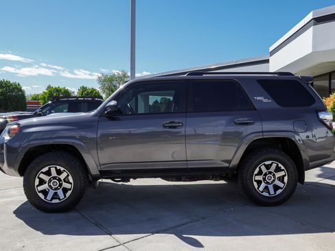Used 2023 Toyota 4Runner TRD Off-Road AWD/4WD image 5