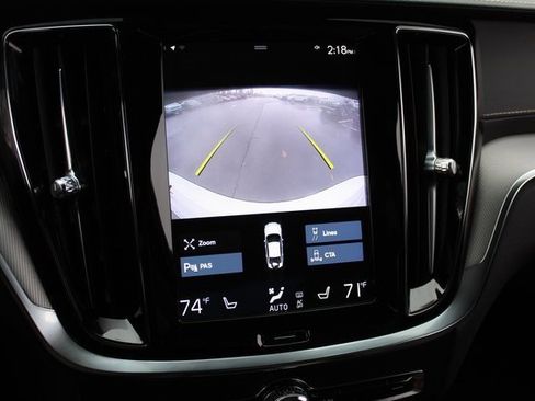 Certified 2022 Volvo S60 T8 R-Design image 22