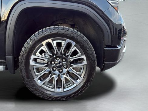 Used 2023 GMC Sierra 1500 Denali Ultimate AWD/4WD image 39