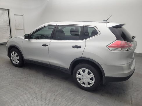 Used 2016 Nissan Rogue S FWD image 3