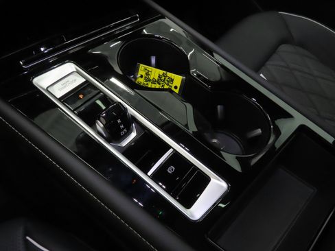 New 2026 Volkswagen Atlas SEL Premium R-Line image 17