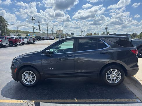 Used 2022 Chevrolet Equinox LT image 8