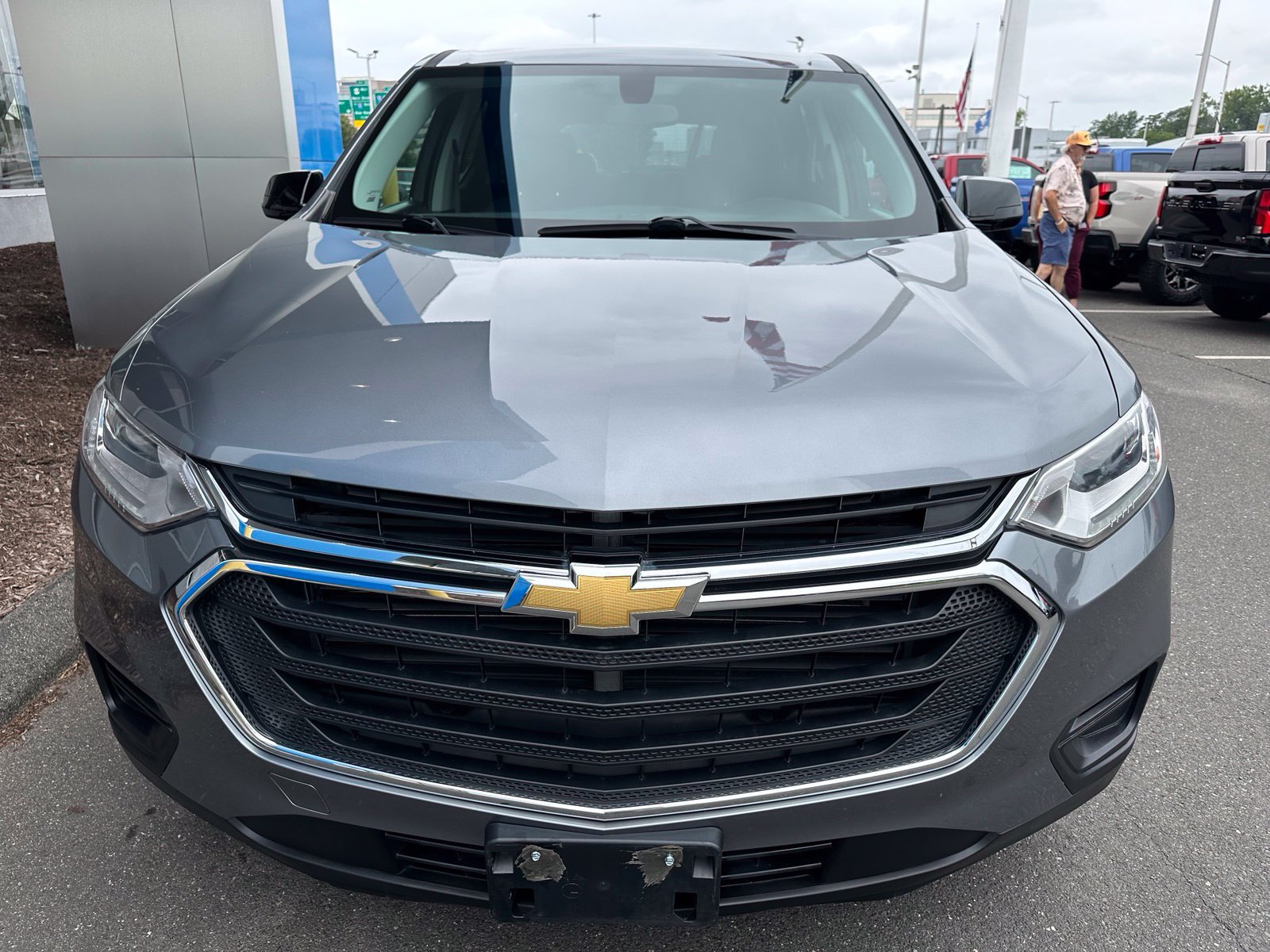 Used 2018 Chevrolet Traverse LS AWD/4WD image 2