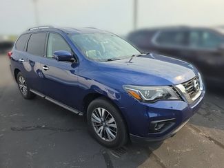 Used 2020 Nissan Pathfinder SL AWD/4WD video 3