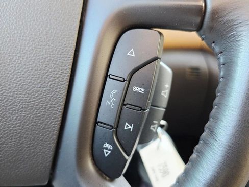 Used 2017 Buick Enclave Premium w/ Experience Buick Package image 24