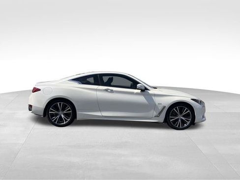 Used 2018 INFINITI Q60 3.0t Luxe w/ Sensory Package 3.0T Luxe AWD/4WD image 6