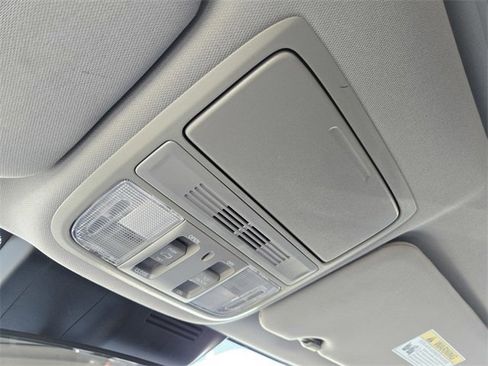 Used 2021 Honda CR-V EX image 19