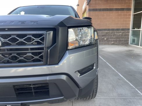 Used 2022 Nissan Frontier S w/ Technology Package image 8