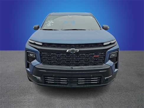 Used 2026 Chevrolet Traverse RS image 2