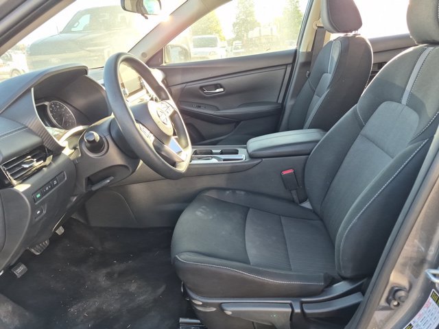 Used 2025 Nissan Sentra SV FWD image 10