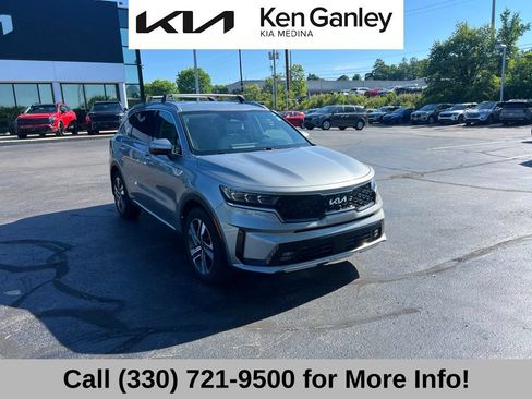 Certified 2023 Kia Sorento SX Prestige AWD/4WD image 4