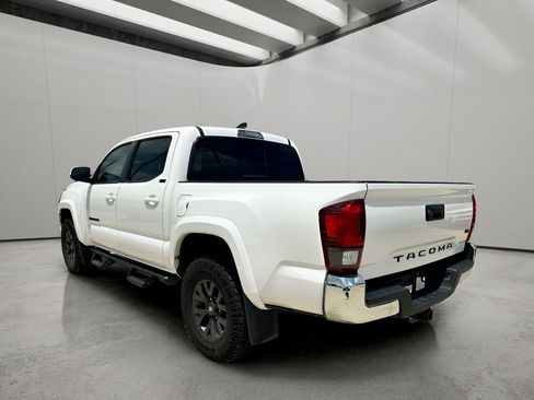 Used 2023 Toyota Tacoma SR5 RWD image 3