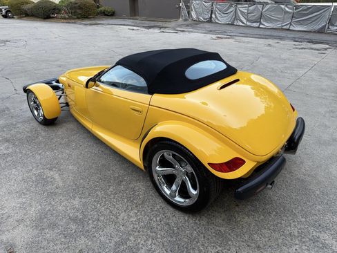 Used 2000 Plymouth Prowler image 10