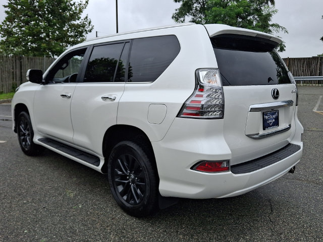 Used 2023 Lexus GX 460 Premium w/ Premium Package AWD/4WD image 4