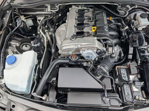 Used 2017 MAZDA MX-5 Miata RF Grand Touring image 19