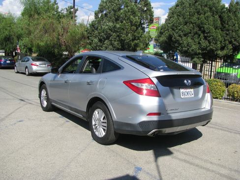 Used 2013 Honda Crosstour EX-L image 4