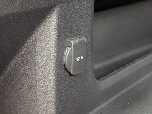 Used 2021 Volkswagen Atlas SEL AWD/4WD image 32