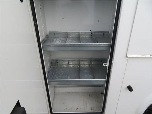 Used 2016 Ford E-350 and Econoline 350 Super Duty image 6