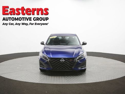 Used 2024 Nissan Altima 2.5 SR FWD image 51