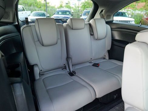 Used 2023 Honda Odyssey Elite image 34