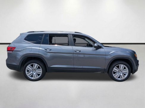 Used 2019 Volkswagen Atlas SE w/ Panoramic Sunroof Package FWD image 3
