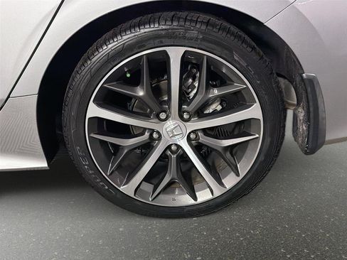 Used 2023 Honda Civic Touring image 30