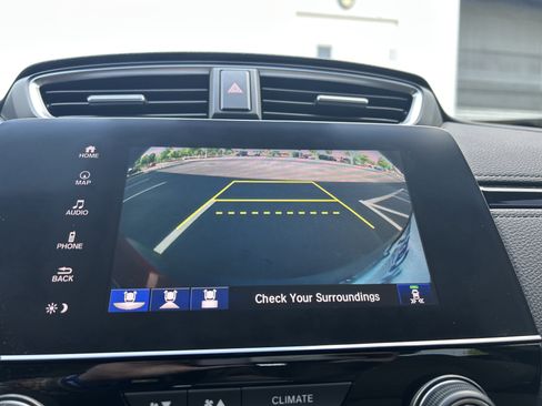 Used 2018 Honda CR-V Touring image 5