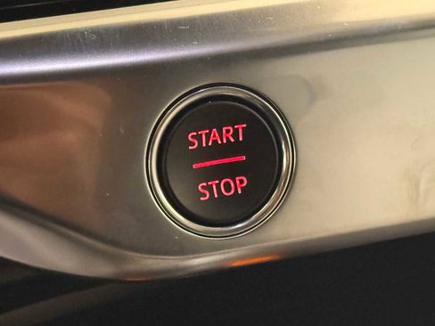 Used 2024 Jaguar I-PACE R-Dynamic HSE image 32