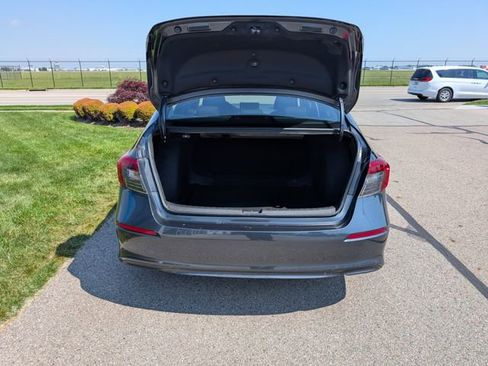 Used 2023 Honda Civic LX image 8
