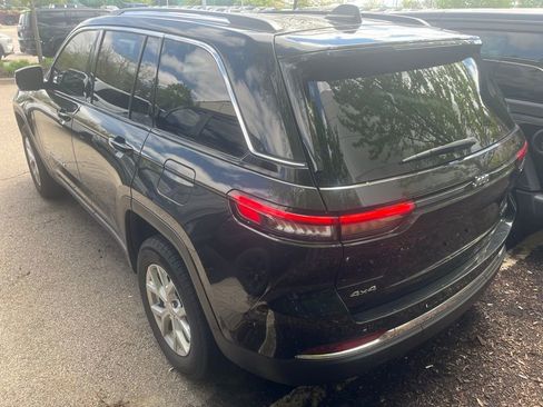 Used 2023 Jeep Grand Cherokee Limited AWD/4WD image 4