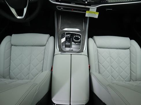 New 2026 BMW X5 xDrive40i w/ Executive Package image 17