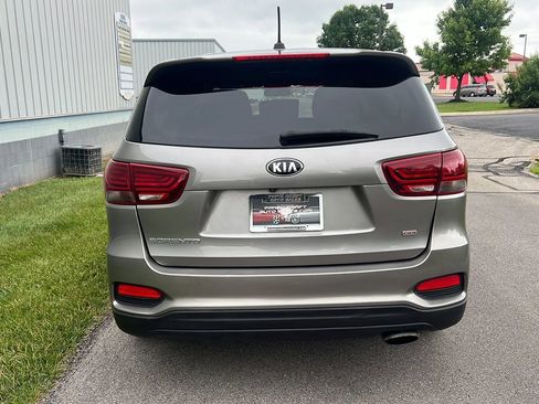 Used 2019 Kia Sorento AWD image 6