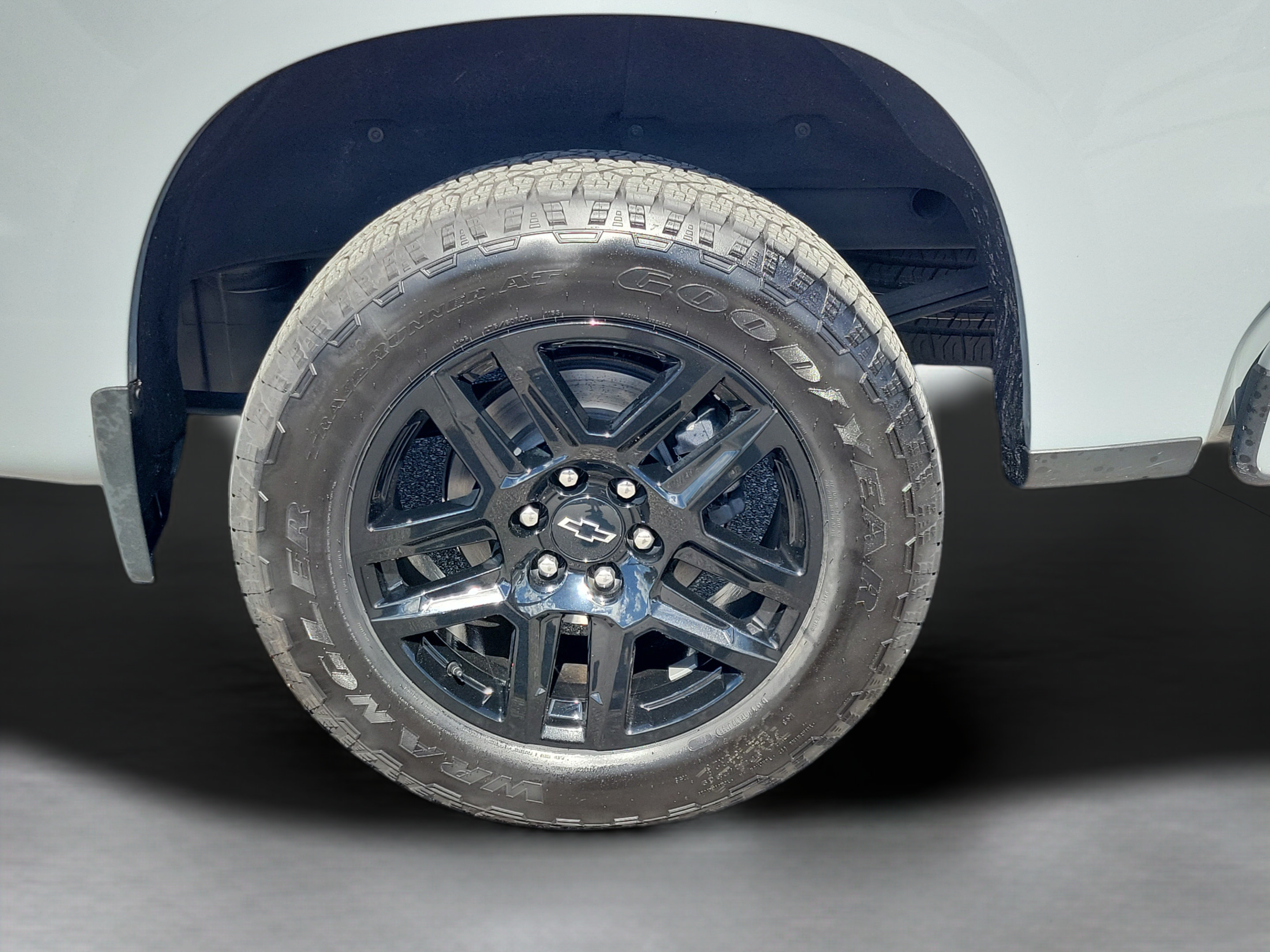 Used 2024 Chevrolet Silverado 1500 Custom w/ LPO, Dark Essentials Package AWD/4WD image 29