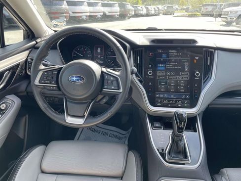 Used 2024 Subaru Outback Limited image 2