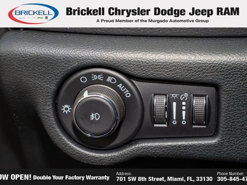 New 2026 Chrysler Pacifica Limited FWD image 30