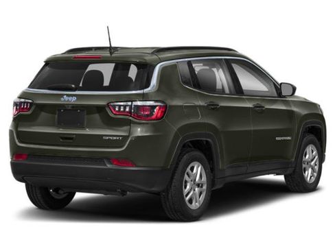 Used 2020 Jeep Compass Latitude AWD/4WD image 2