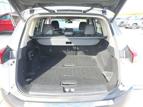 Used 2023 Nissan Rogue Platinum w/ Platinum Premium Package image 28