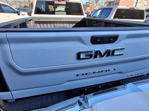 New 2026 GMC Sierra 3500 Denali Ultimate AWD/4WD image 5