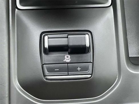 Used 2023 GMC Sierra 1500 AT4X image 30